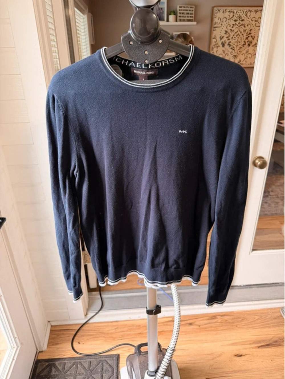 Michael Kors Men’s Medium Navy Crewneck Sweater MK Logo Contrast Trim